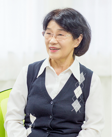 事務長補佐　船津